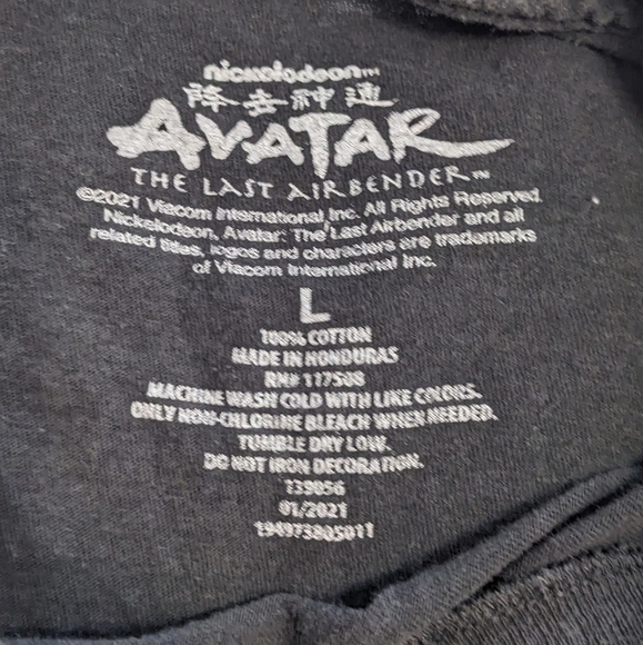 Avatar the last Airbender graphic tee size Large - Picture 4 of 6